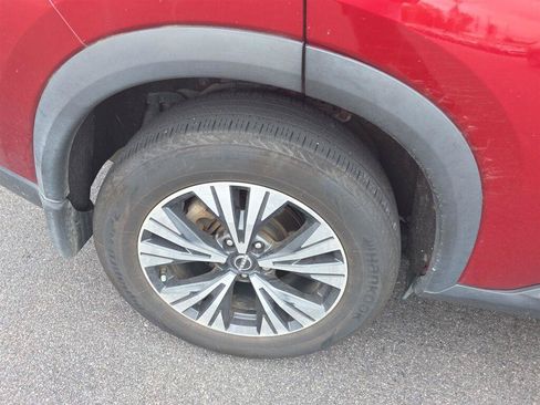 Certified 2023 Nissan Rogue SV FWD image 11