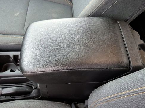 Used 2024 Jeep Gladiator Sport image 38