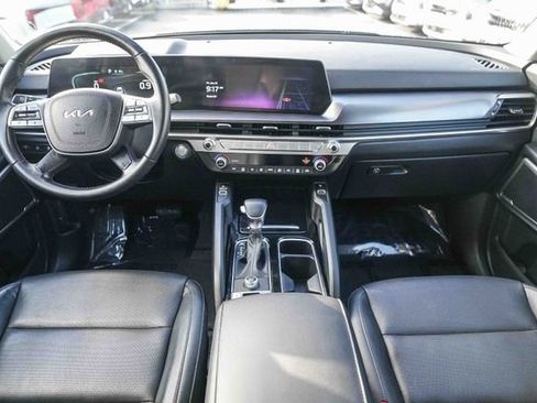 Certified 2023 Kia Telluride S w/ S Sunroof Package image 13