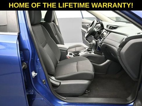 Used 2018 Nissan Rogue SV AWD/4WD image 44