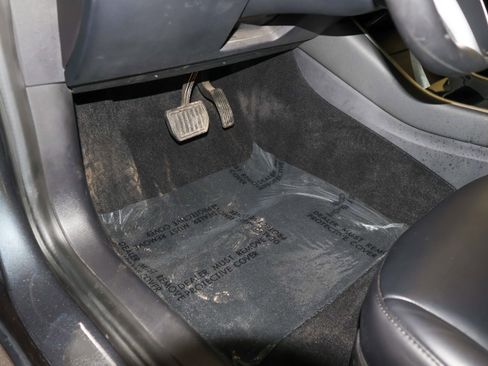 Used 2020 Tesla Model 3 Long Range image 18