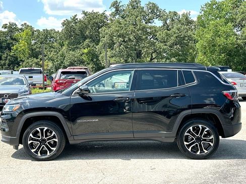 Used 2023 Jeep Compass Limited AWD/4WD image 12