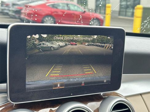 Used 2017 Mercedes-Benz C 300 Sedan image 25