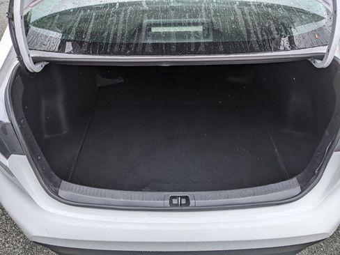 Used 2023 Toyota Corolla LE image 6