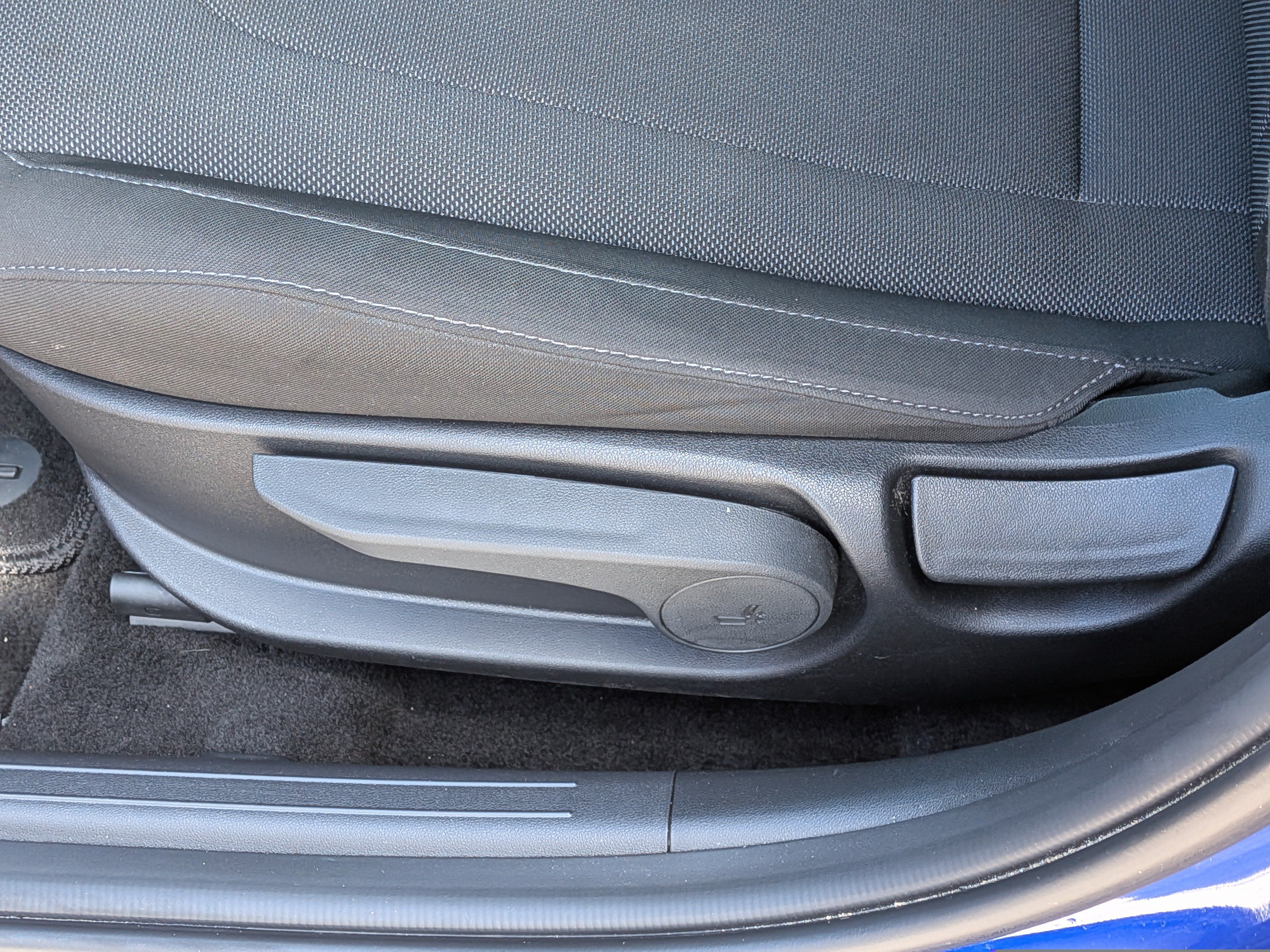 Used 2024 Hyundai Elantra SE FWD image 20