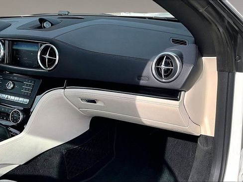 Certified 2018 Mercedes-Benz SL 550 image 14