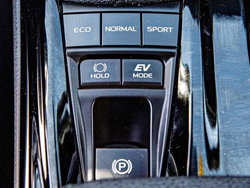 Used 2025 Toyota Camry XSE w/ Premium Plus Package AWD/4WD image 21