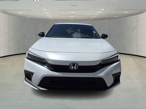 Used 2024 Honda Civic Sport image 8