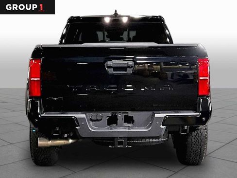 Certified 2025 Toyota Tacoma TRD Off-Road w/ TRD Off Road Upgrade Package AWD/4WD image 5
