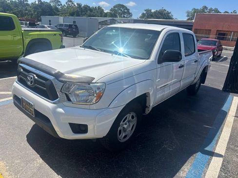 Used 2015 Toyota Tacoma 2WD Double Cab w/ SR5 Package image 2