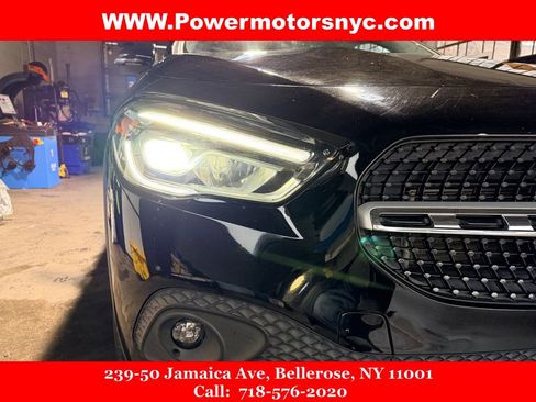 Used 2021 Mercedes-Benz GLA 250 4MATIC w/ Premium Package image 8