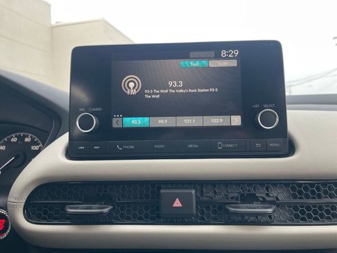 Used 2024 Honda HR-V LX image 8