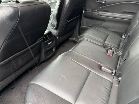 Used 2021 Honda Pilot EX-L image 11