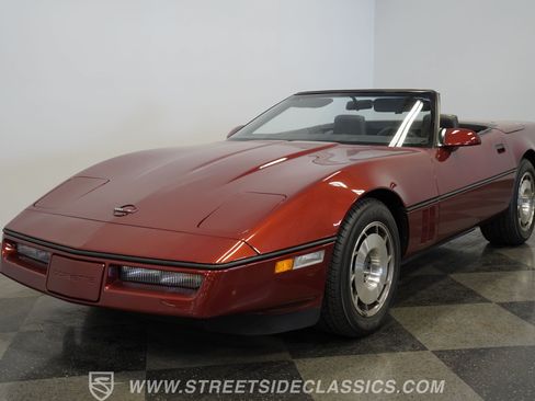 Used 1987 Chevrolet Corvette Convertible RWD image 19