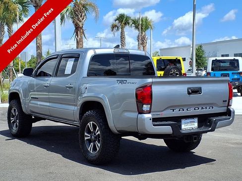 Used 2019 Toyota Tacoma TRD Sport w/ Technology Package RWD image 5