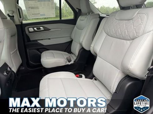 New 2026 Ford Explorer Platinum w/ LUX Leather Package AWD/4WD image 22