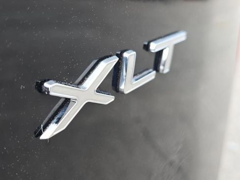 Used 2025 Ford Transit 350 XLT image 8