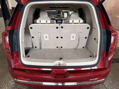 Used 2023 GMC Acadia Denali w/ Denali Technology Package AWD/4WD image 26