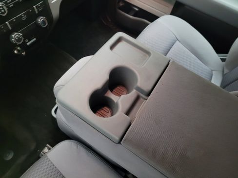 Used 2012 Ford F150 XLT w/ XLT Convenience Pkg image 26