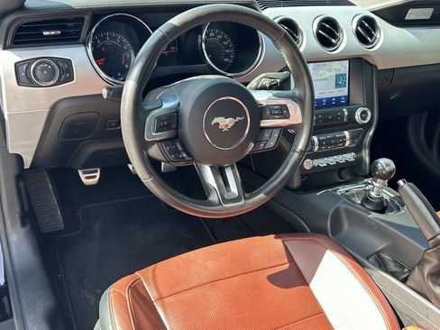 Used 2015 Ford Mustang GT Premium w/ Equipment Group 401A RWD image 20