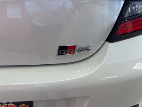 New 2026 Toyota GR86 Premium image 9