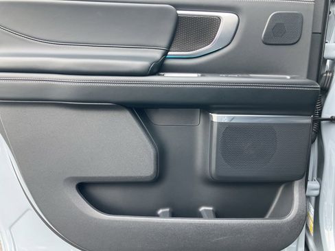 Used 2025 Ford Expedition Max Platinum w/ Stealth Performance Package image 20