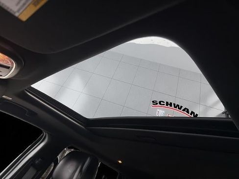 Used 2020 Jeep Grand Cherokee Limited AWD/4WD image 23