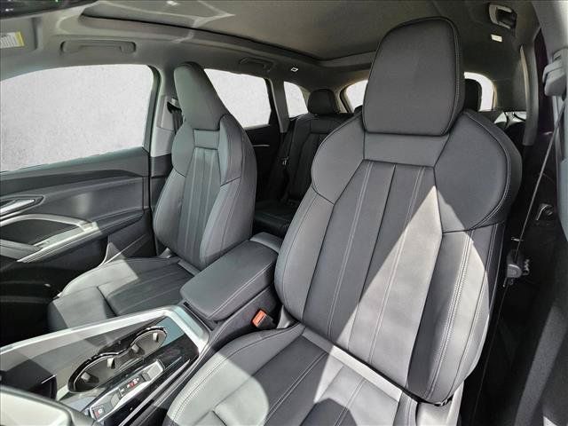New 2026 Audi Q5 Premium AWD/4WD image 13