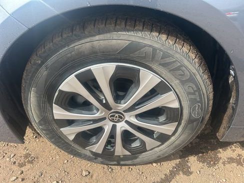 Used 2021 Toyota Corolla LE image 11