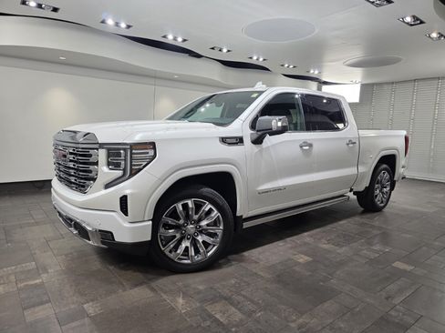 Used 2024 GMC Sierra 1500 Denali AWD/4WD image 1