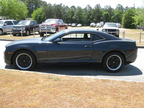Used 2013 Chevrolet Camaro LS RWD image 4