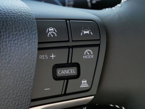 Certified 2025 Toyota Camry SE image 25