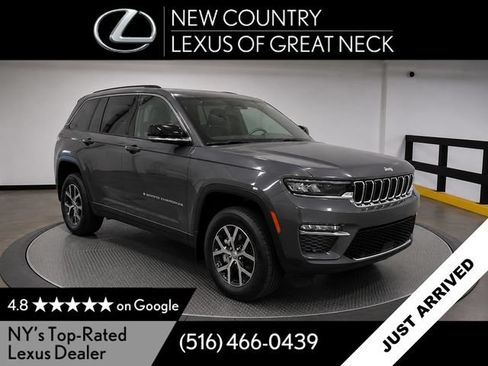 Used 2025 Jeep Grand Cherokee Limited w/ Luxury Tech Group II AWD/4WD image 1