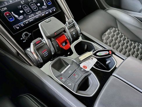 Used 2023 Lamborghini Urus S AWD/4WD image 22