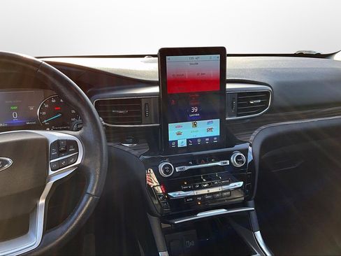 Used 2023 Ford Explorer Limited w/ Hybrid Equipment Group 310A image 6