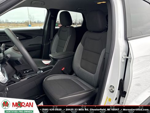 Used 2022 Chevrolet TrailBlazer LT w/ LPO, Blackout Package image 11