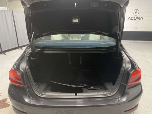 Used 2017 BMW 540i xDrive AWD/4WD image 18