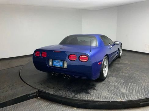 Used 2002 Chevrolet Corvette Z06 w/ Memory Pkg RWD image 8