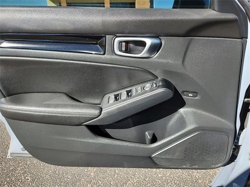 Used 2024 Honda Civic Touring image 15