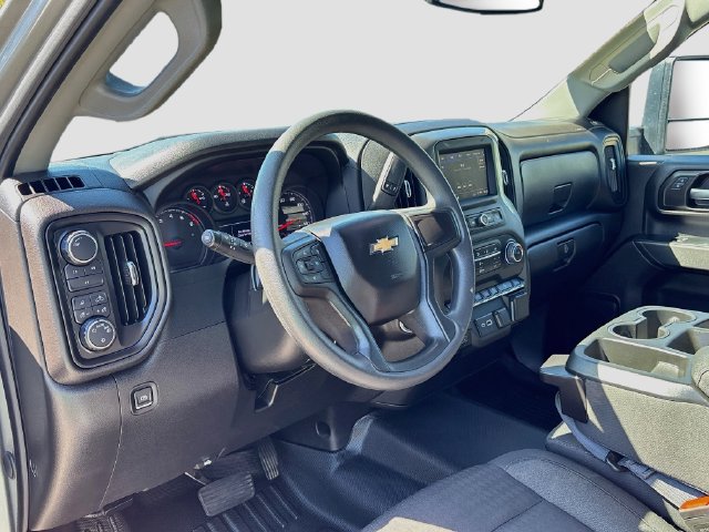 Used 2024 Chevrolet Silverado 2500 Custom w/ Custom Value Package AWD/4WD image 9