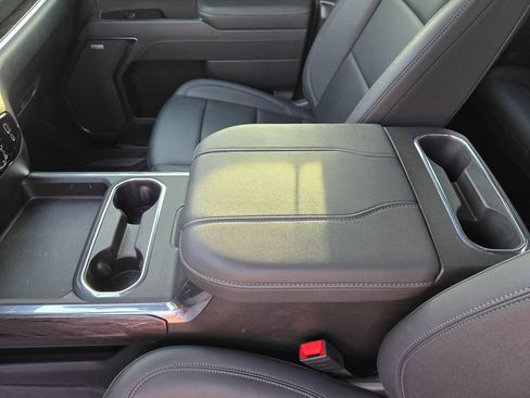 Used 2025 Chevrolet Silverado 2500 LTZ w/ Trail Boss Package image 13