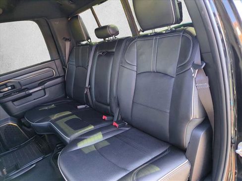 Certified 2022 RAM 2500 Limited w/ Night Edition image 17