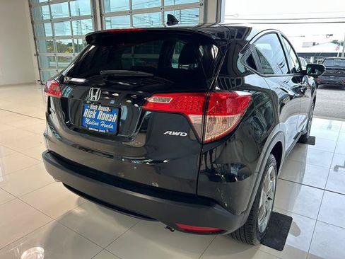 Used 2017 Honda HR-V EX image 8