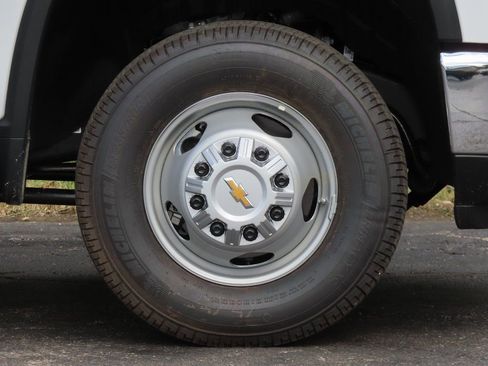 New 2025 Chevrolet Silverado 3500 W/T w/ WT Convenience Package AWD/4WD image 15