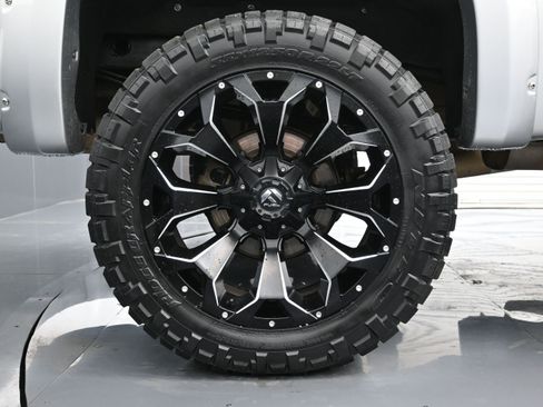 Used 2022 GMC Sierra 1500 AT4 w/ AT4 Preferred Package AWD/4WD image 18