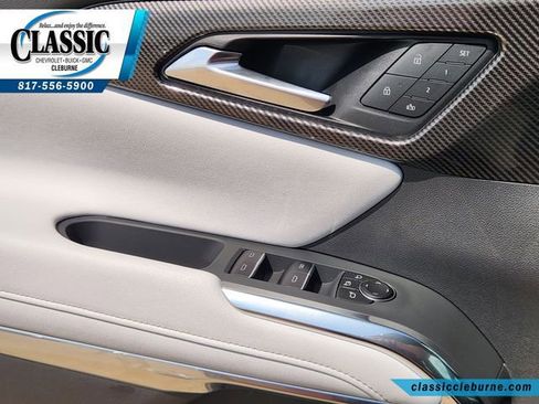 Used 2026 Chevrolet Traverse High Country w/ LPO, Floor Liner Package FWD image 24