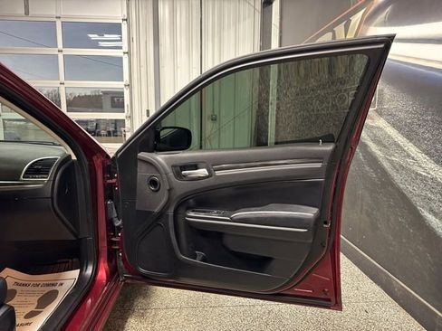 Used 2019 Chrysler 300 Touring w/ Sport Appearance Package image 26