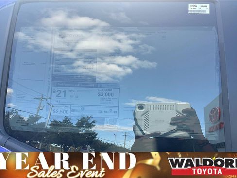 New 2025 Toyota Tacoma TRD Off-Road image 18