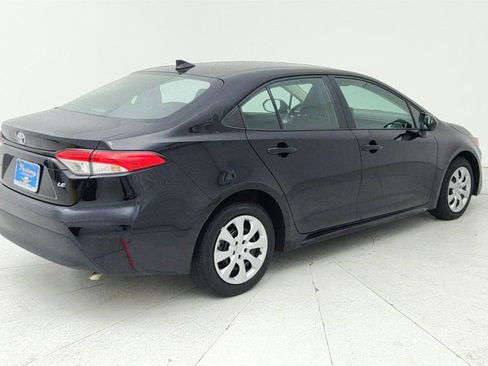 Used 2025 Toyota Corolla LE FWD image 7