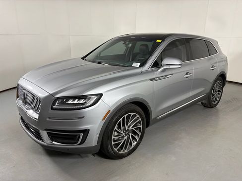 Used 2020 Lincoln Nautilus Reserve FWD image 4